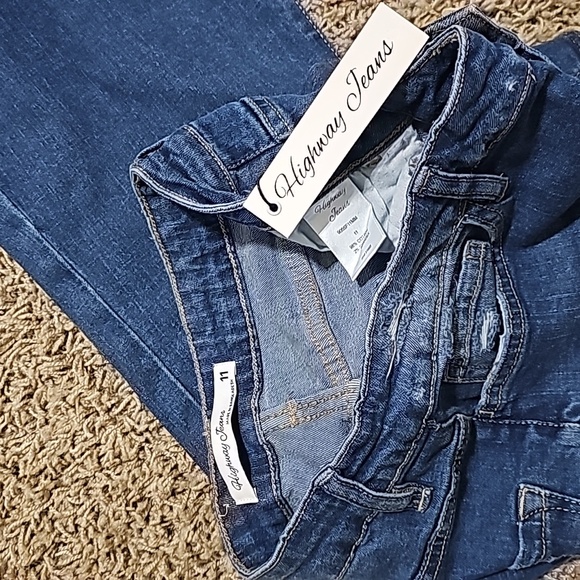 NWT Highway Jeans Distressed Denim Pants 10/11 Stretch Button Fly Ripped Flare - Picture 9 of 9